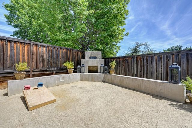 2674 Flintlock Ln, Rocklin, CA 95765