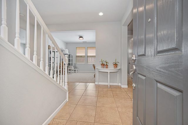 2674 Flintlock Ln, Rocklin, CA 95765