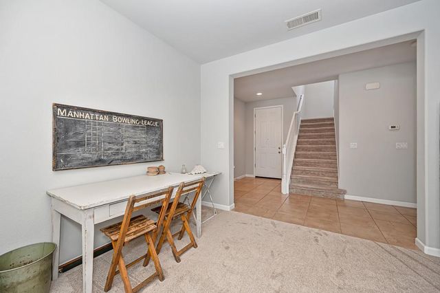 2674 Flintlock Ln, Rocklin, CA 95765
