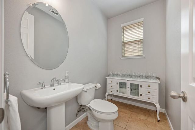 2674 Flintlock Ln, Rocklin, CA 95765