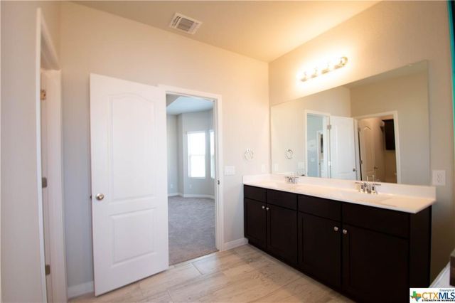 2819 Wheatfield WAY, New Braunfels, TX 78130