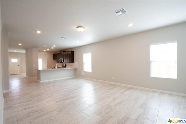 2819 Wheatfield WAY, New Braunfels, TX 78130