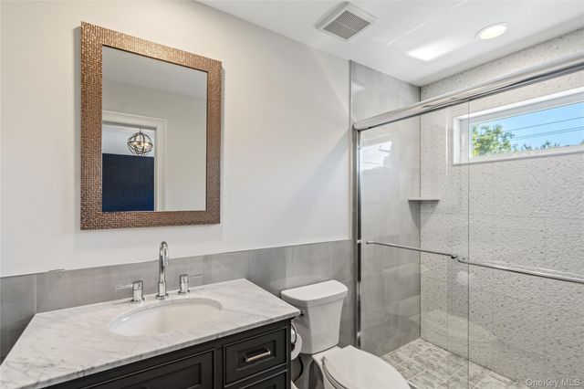 55 Belmont Circle, Syosset, NY 11791