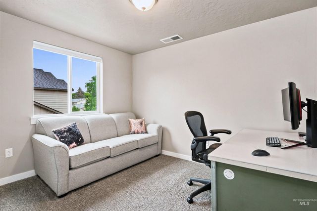 12048 W Victory Road, Boise, ID 83709
