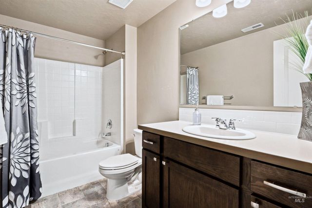 12048 W Victory Road, Boise, ID 83709