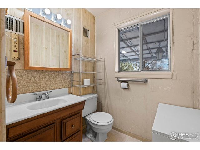 3020 11th Ave, Evans, CO 80620