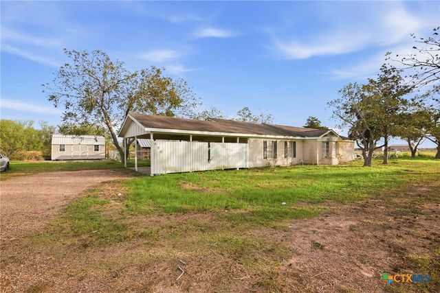 680 E Frontage Road, Victoria, TX 77905
