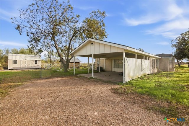 680 E Frontage Road, Victoria, TX 77905
