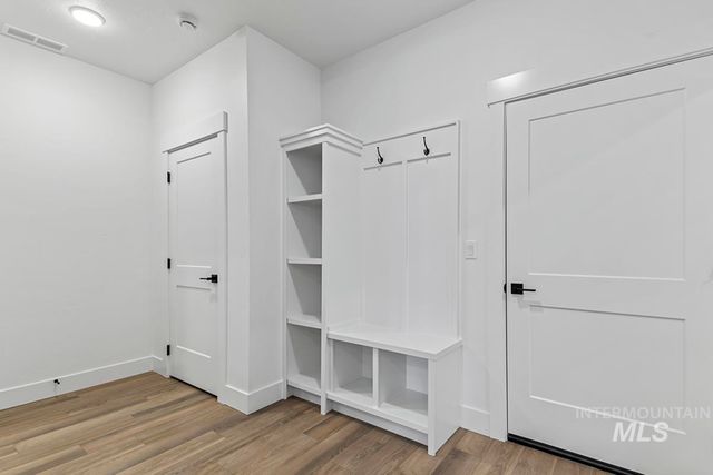 5957 W Domford Lane, Eagle, ID 83616