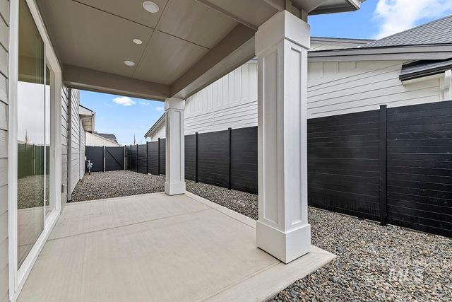 5957 W Domford Lane, Eagle, ID 83616