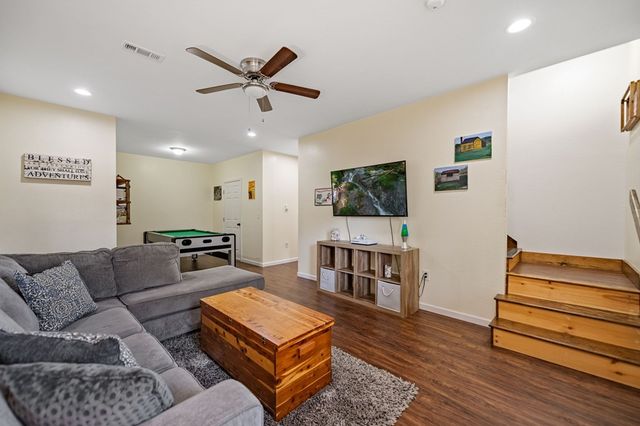 6 Gilliam Road, Mineral Bluff, GA 30559