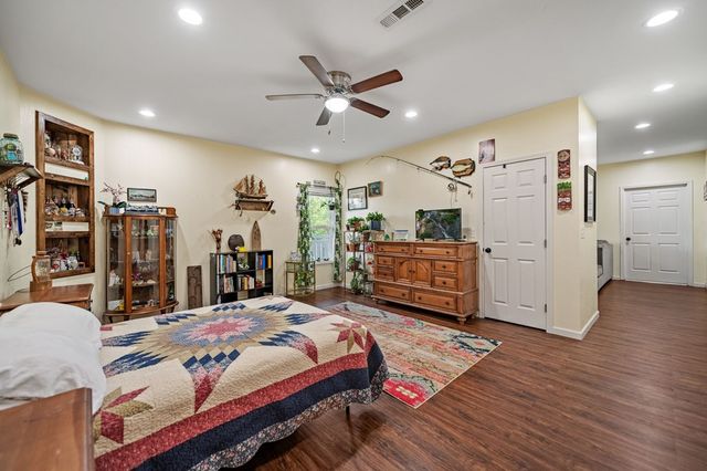 6 Gilliam Road, Mineral Bluff, GA 30559