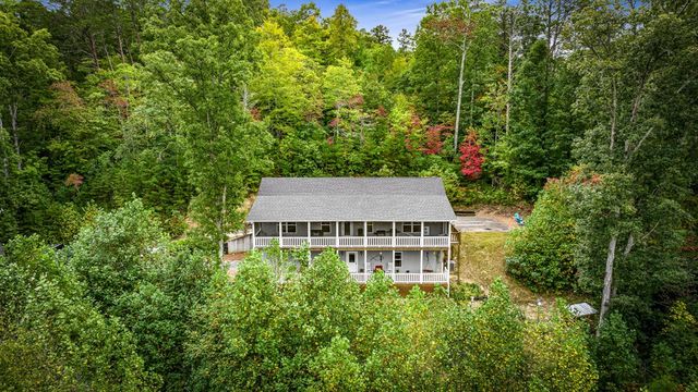 6 Gilliam Road, Mineral Bluff, GA 30559