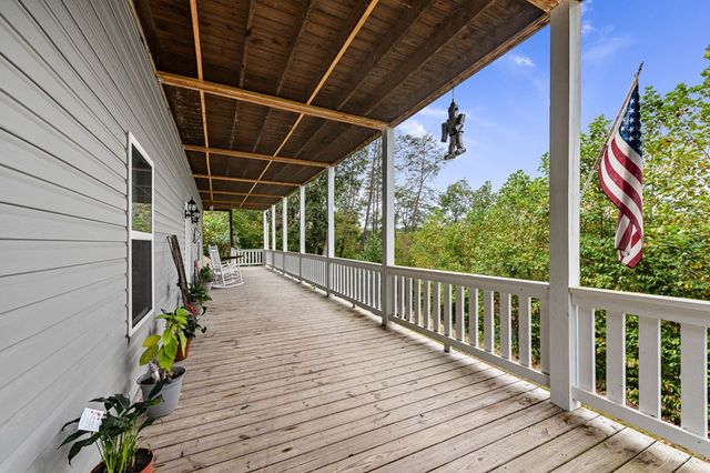 6 Gilliam Road, Mineral Bluff, GA 30559