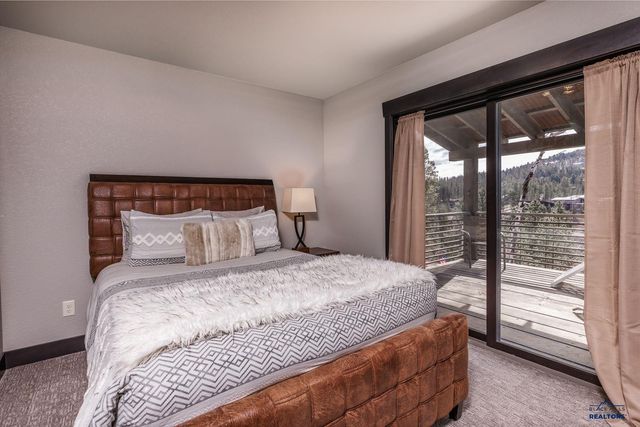 21171 TURKEY TRAIL, Lead, SD 57754