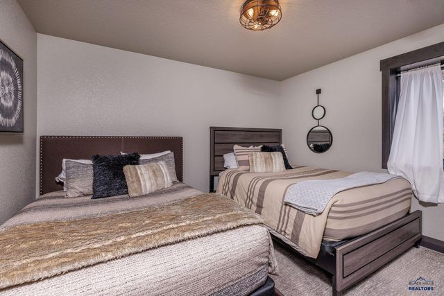 21171 TURKEY TRAIL, Lead, SD 57754