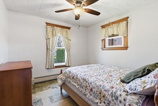 4263 Acushnet Ave, New Bedford, MA 02745