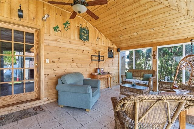 4263 Acushnet Ave, New Bedford, MA 02745