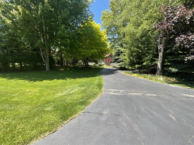72 Wilderness Ridge Drive, Douglas, MI 49406