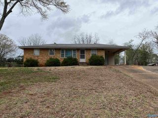 3706 NW Broadmor Road, Huntsville, AL 35810