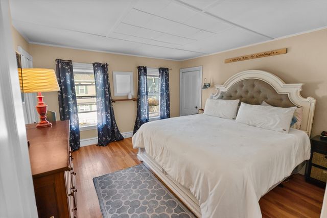 17 Currier Ave, Haverhill, MA 01830