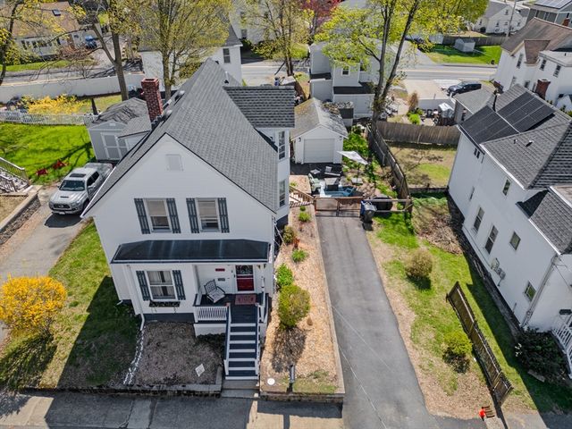 17 Currier Ave, Haverhill, MA 01830