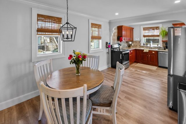 17 Currier Ave, Haverhill, MA 01830