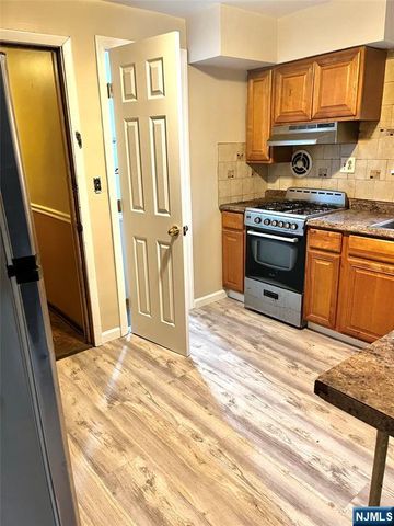 248 W FOREST Avenue 1, Englewood, NJ 07631