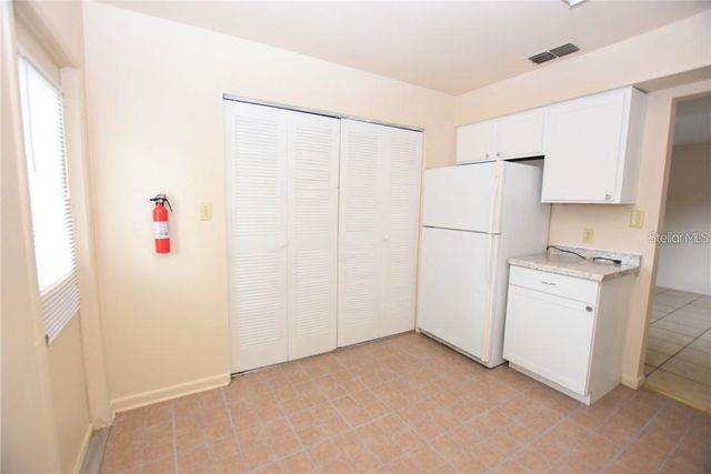 1426 E FERN ROAD, Lakeland, FL 33801