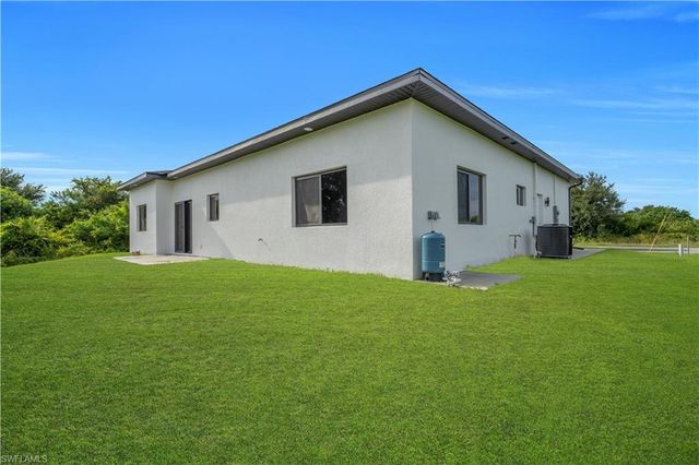 3609 23rd ST SW, Lehigh Acres, FL 33976