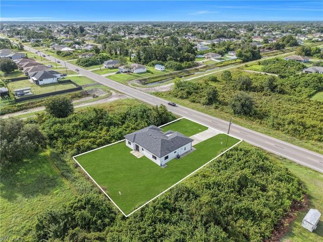 3609 23rd ST SW, Lehigh Acres, FL 33976