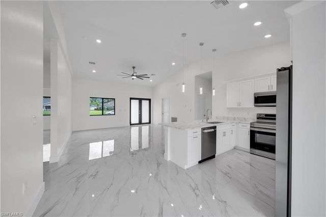 3609 23rd ST SW, Lehigh Acres, FL 33976