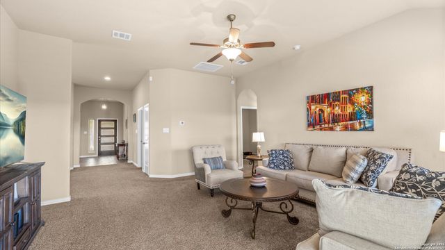 279 Posey Pass, New Braunfels, TX 78132