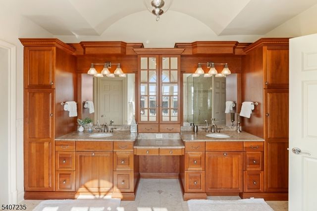 48 Wisteria Way, Bernards Twp., NJ 07920