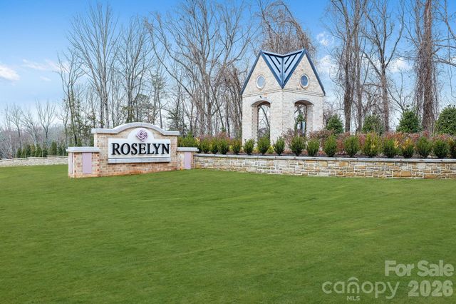 2244 Moon Crest Road 151, Lancaster, SC 29720