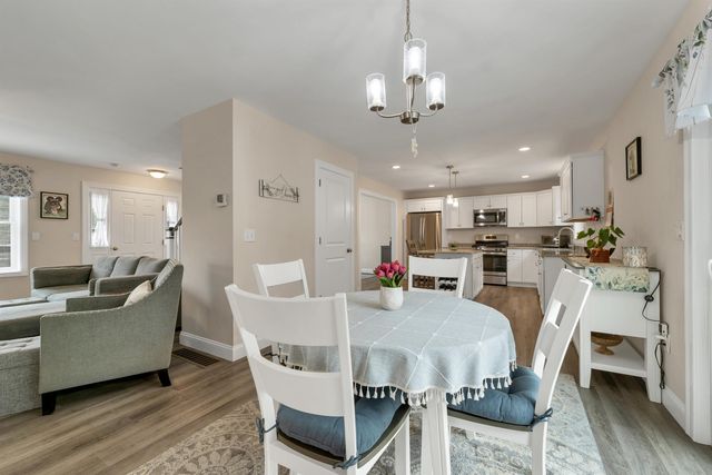 73 Bailey Drive, Pittsfield, NH 03263