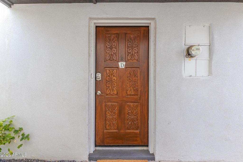 8550 E INDIAN SCHOOL Road D, Scottsdale, AZ 85251 — exterior