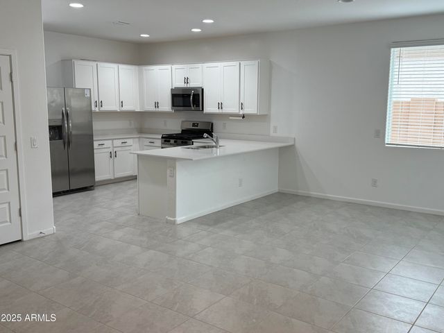 15588 W WILLIAMS Street, Goodyear, AZ 85338
