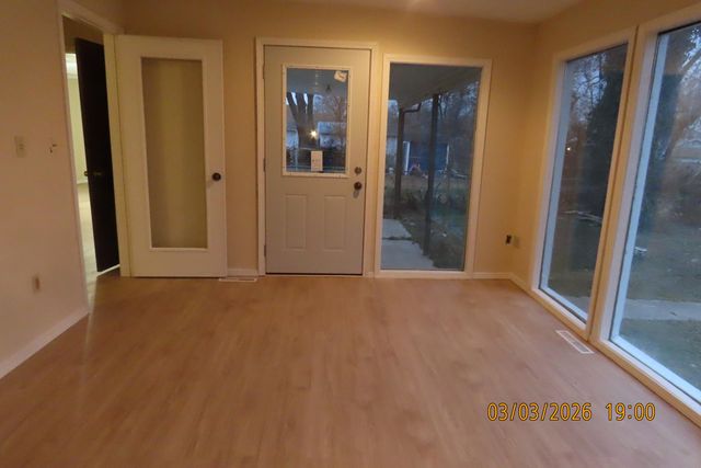 357 N West Avenue, Springfield, MO 65802