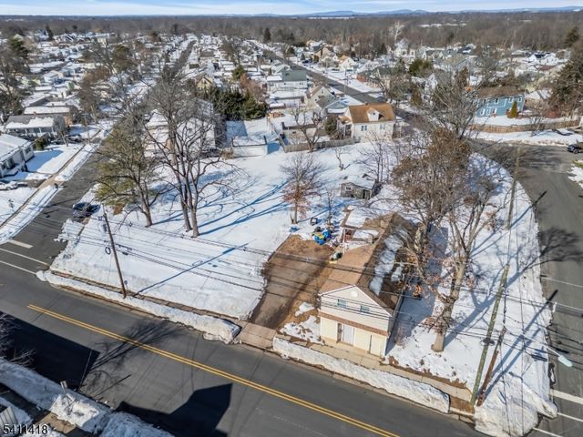 946 Kennedy Blvd, Manville Boro, NJ 08835