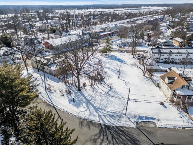 946 Kennedy Blvd, Manville Boro, NJ 08835