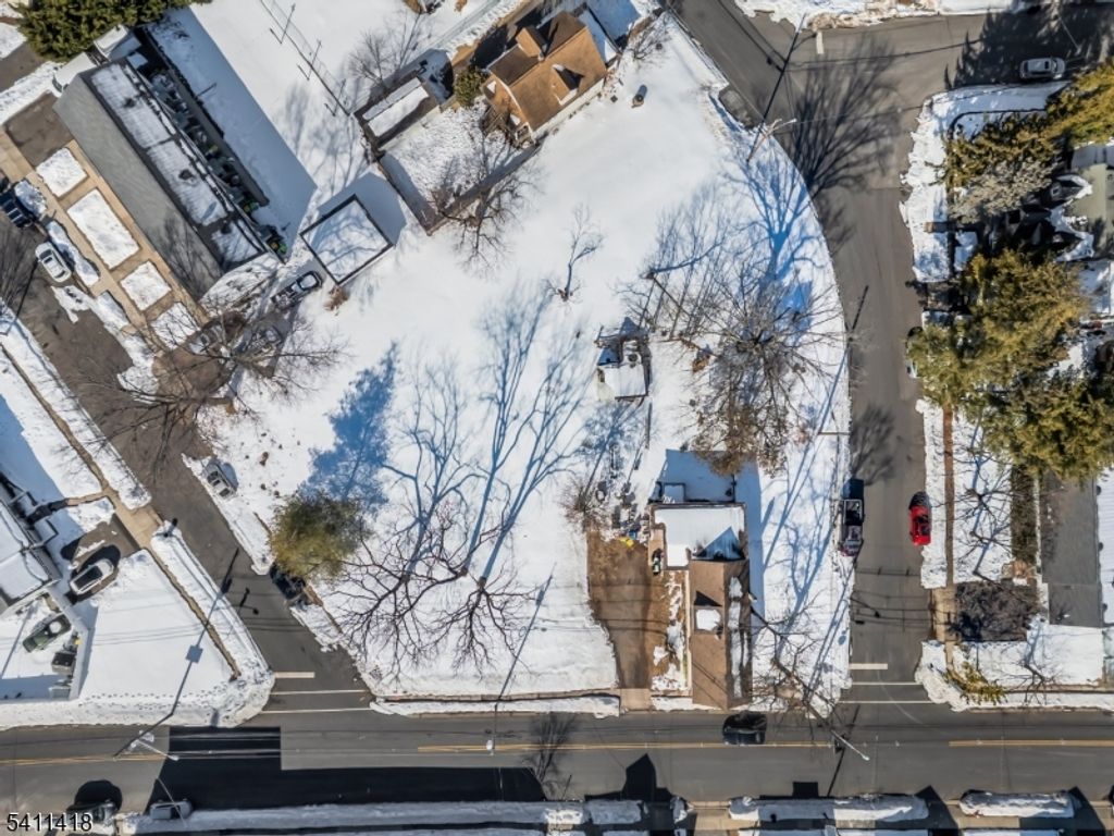 946 Kennedy Blvd, Manville Boro, NJ 08835