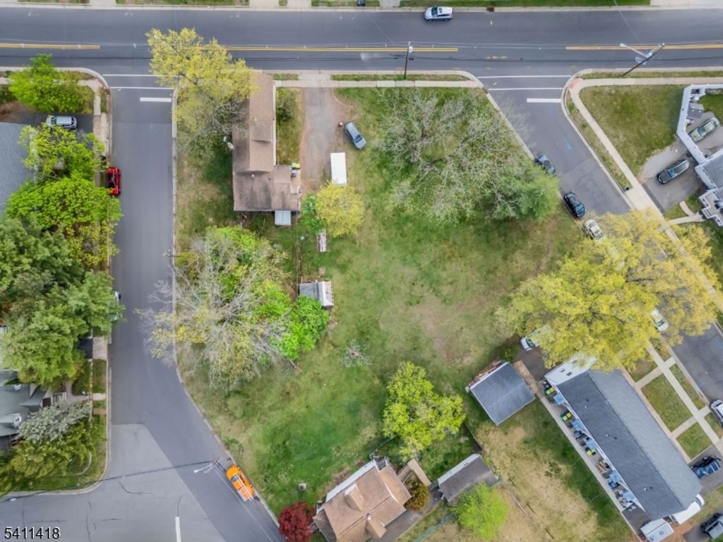 946 Kennedy Blvd, Manville Boro, NJ 08835 — photo 4