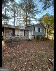 7339 Indian Hill Trail, Riverdale, GA 30296
