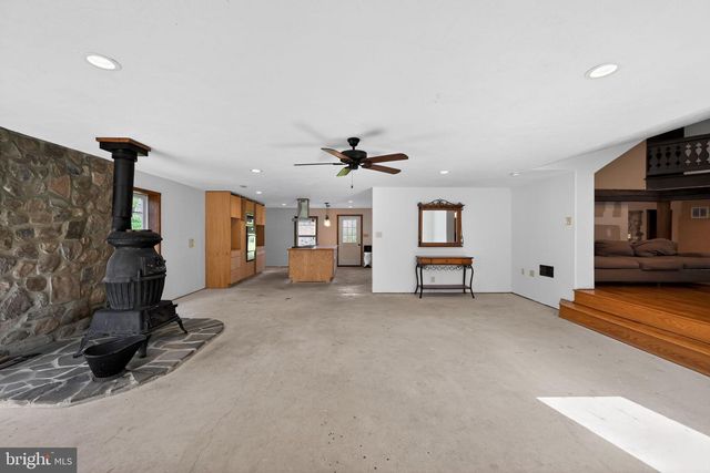 4311 MARIETTA AVE, Columbia, PA 17512