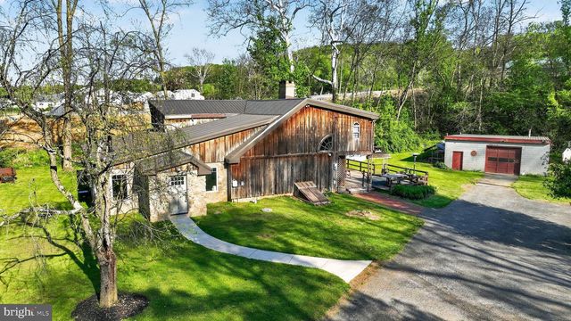 4311 MARIETTA AVE, Columbia, PA 17512