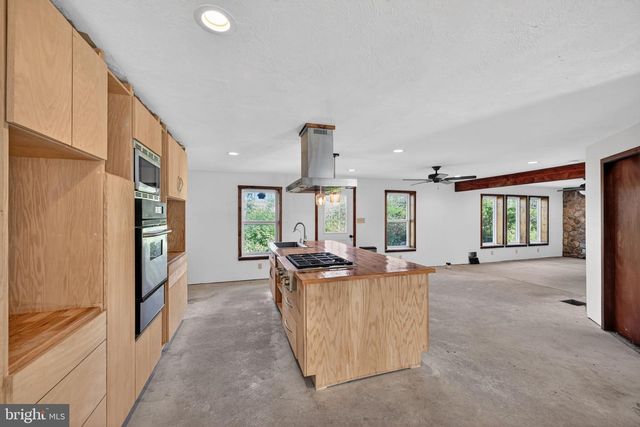 4311 MARIETTA AVE, Columbia, PA 17512