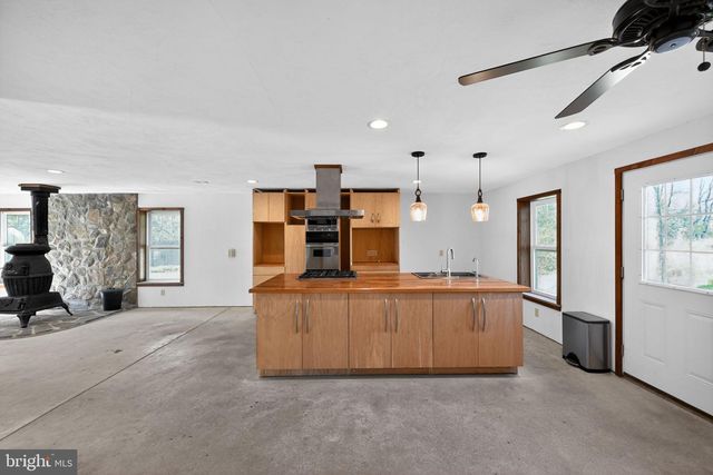 4311 MARIETTA AVE, Columbia, PA 17512