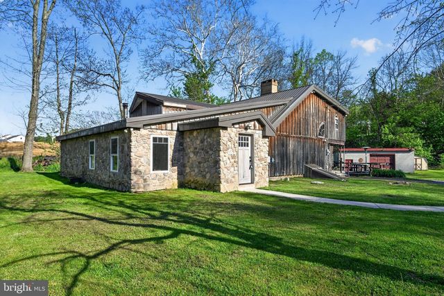 4311 MARIETTA AVE, Columbia, PA 17512