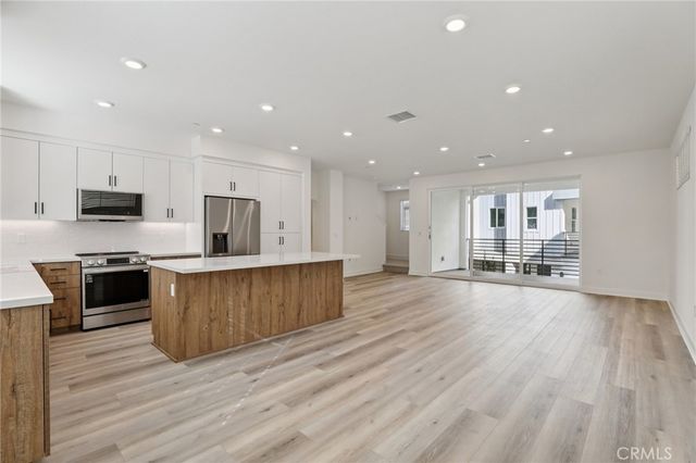 1693 Coral Sea Lane, San Pedro, CA 90731
